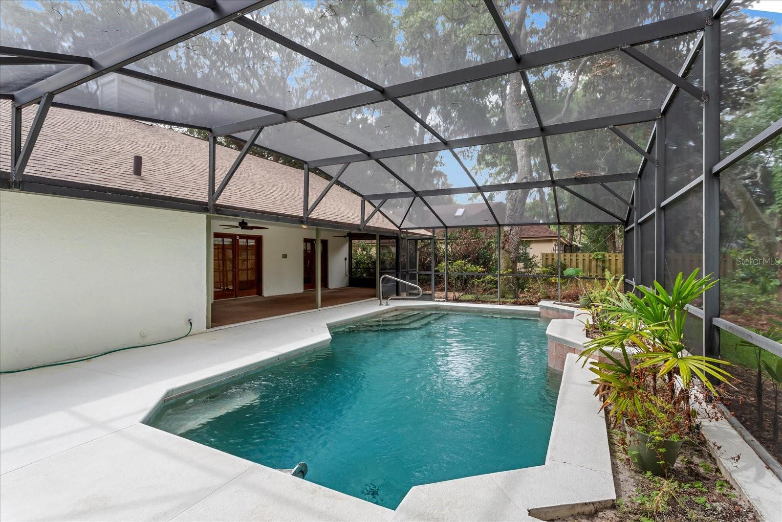 662 Saranac Drive, FL
