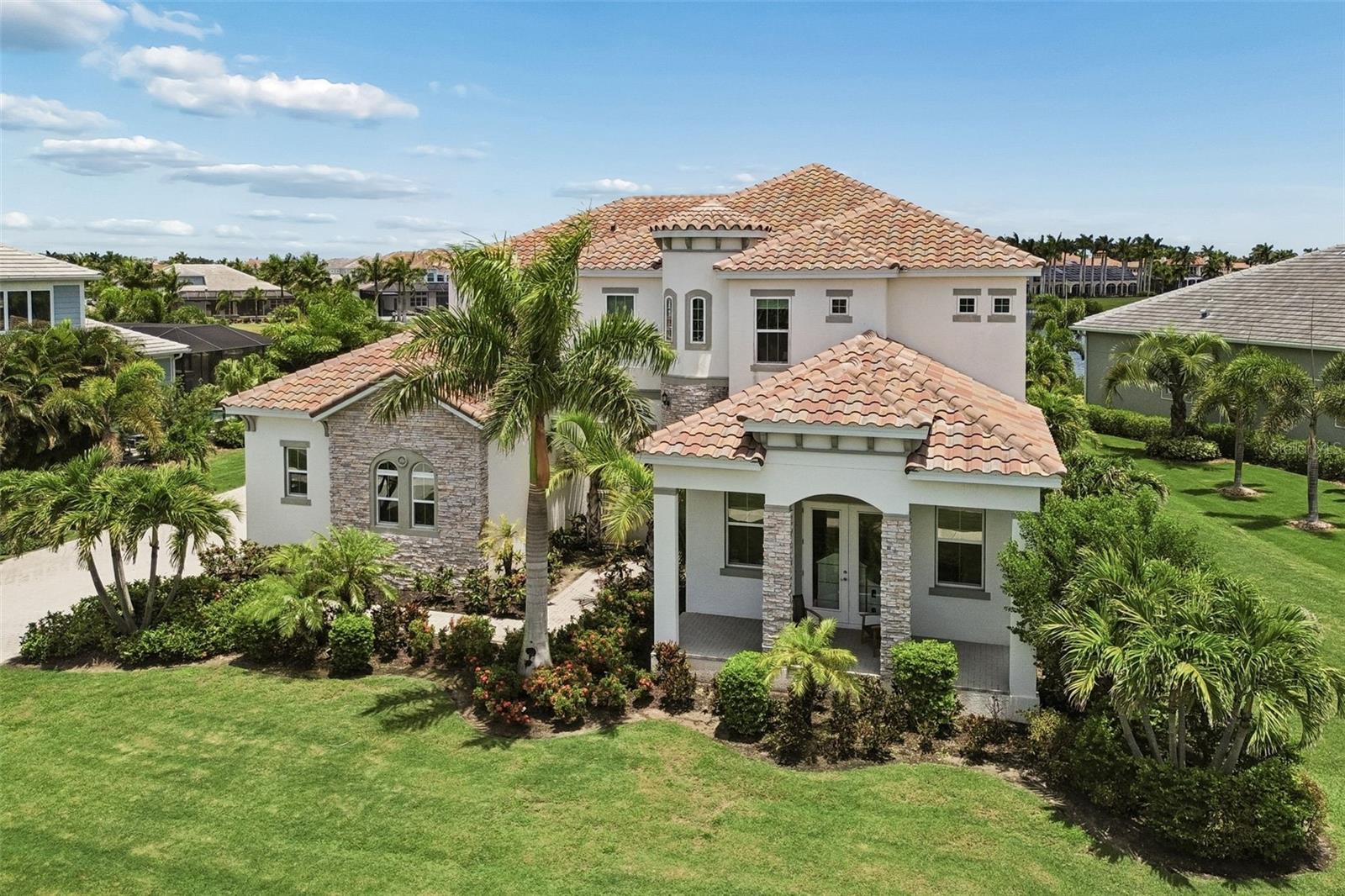 823 Manns Harbor Drive, FL