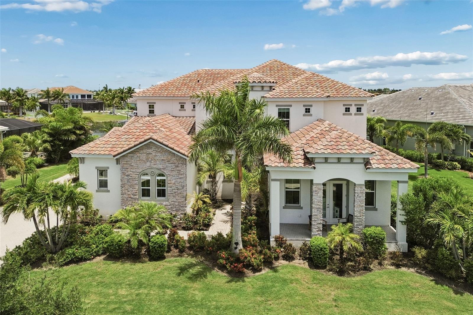 823 Manns Harbor Drive, FL
