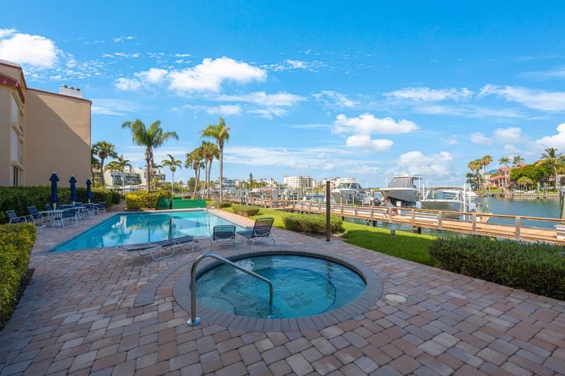 1060 Pinellas Bayway, FL