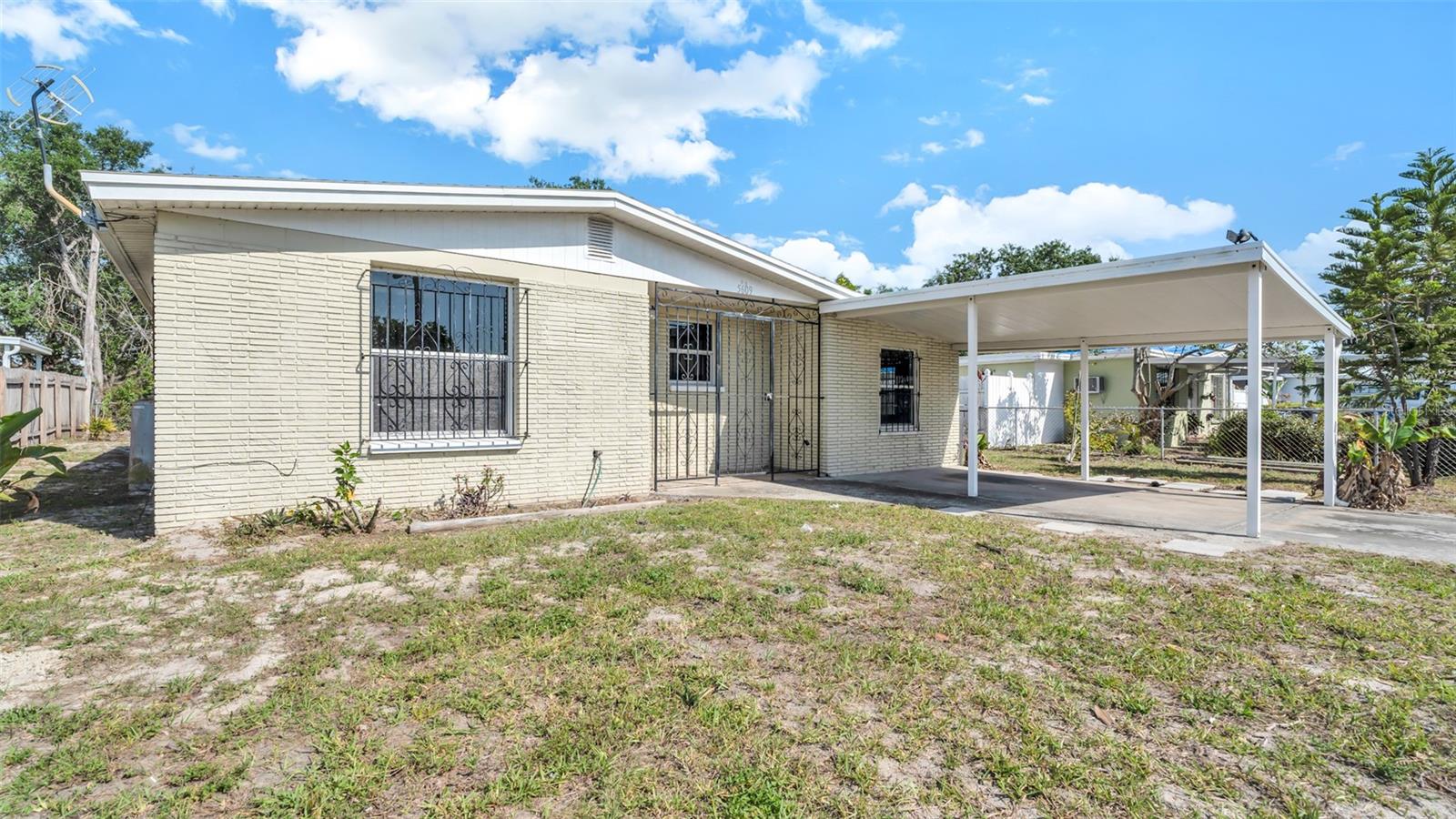 5609 Golden Drive, FL