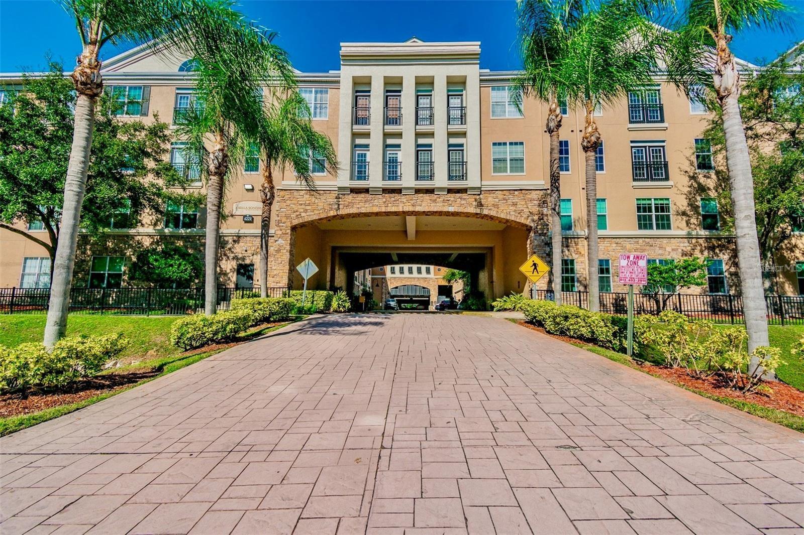 4221 Spruce Street, FL