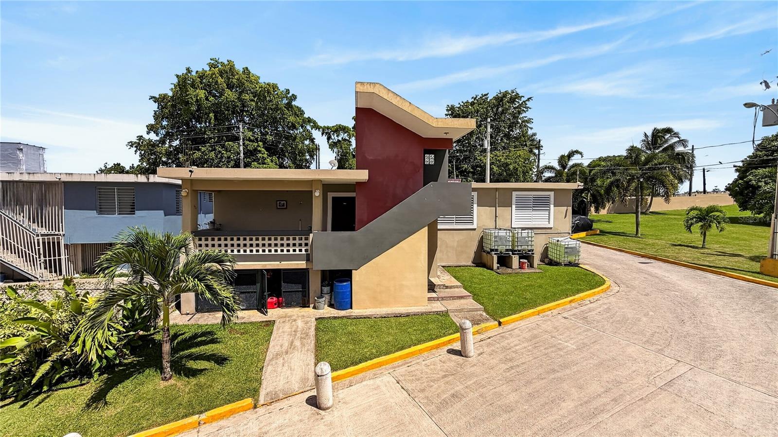 120 Bo Hato Tejas, Calle Pajaros, PR