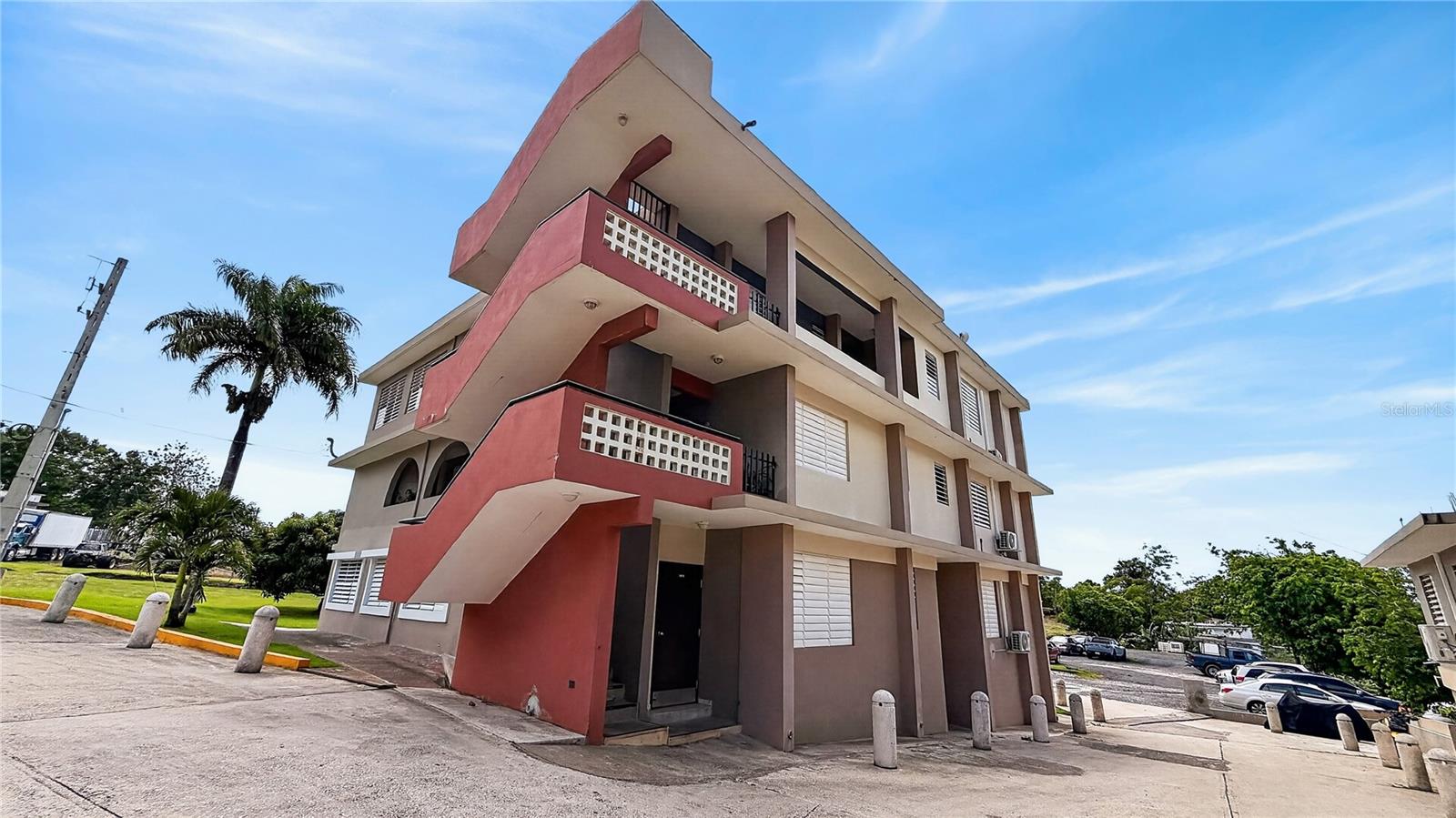 120 Bo Hato Tejas, Calle Pajaros, PR