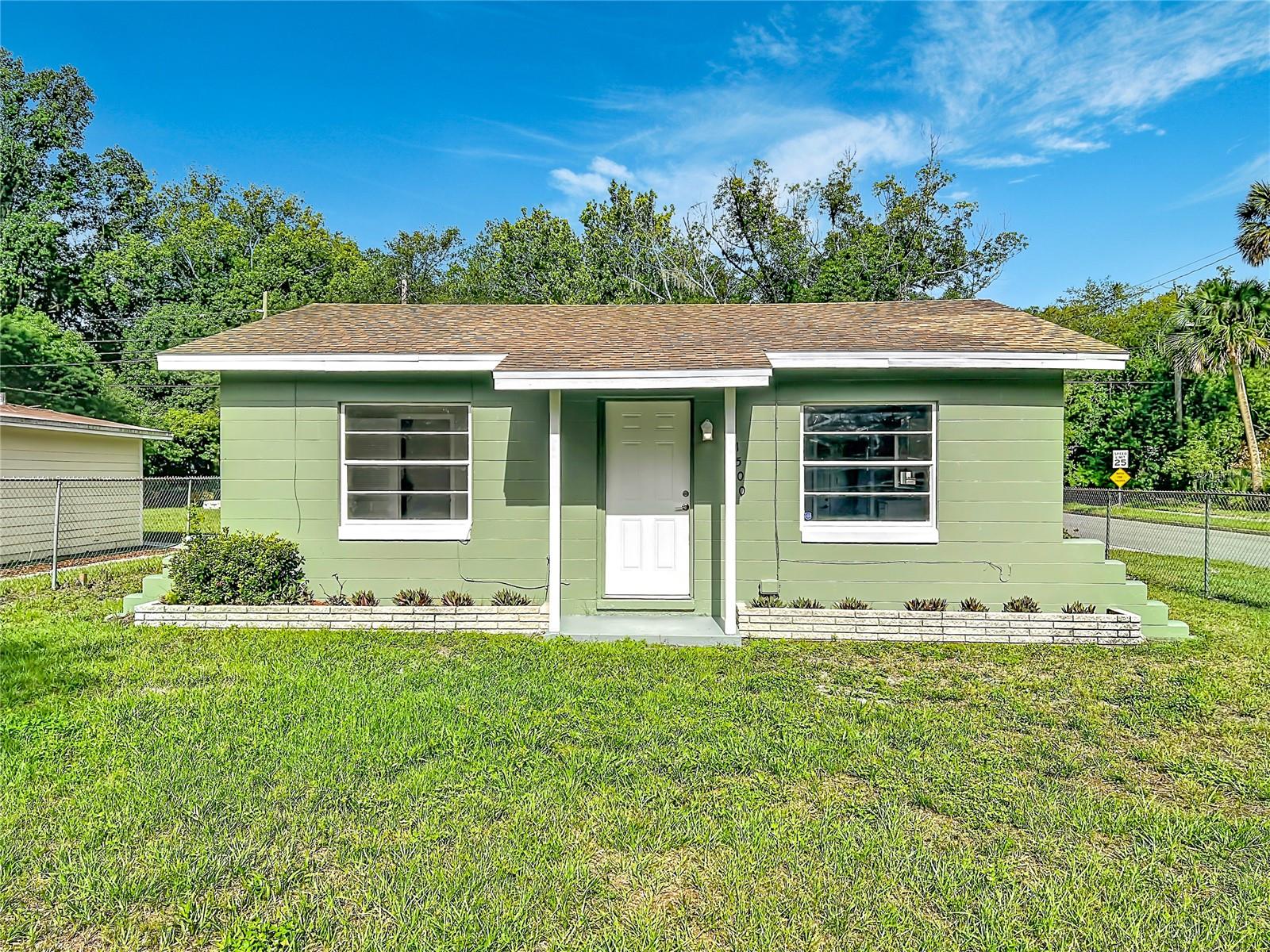 1500 Summerlin Avenue, FL