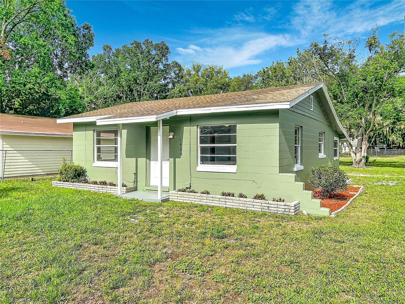 1500 Summerlin Avenue, FL