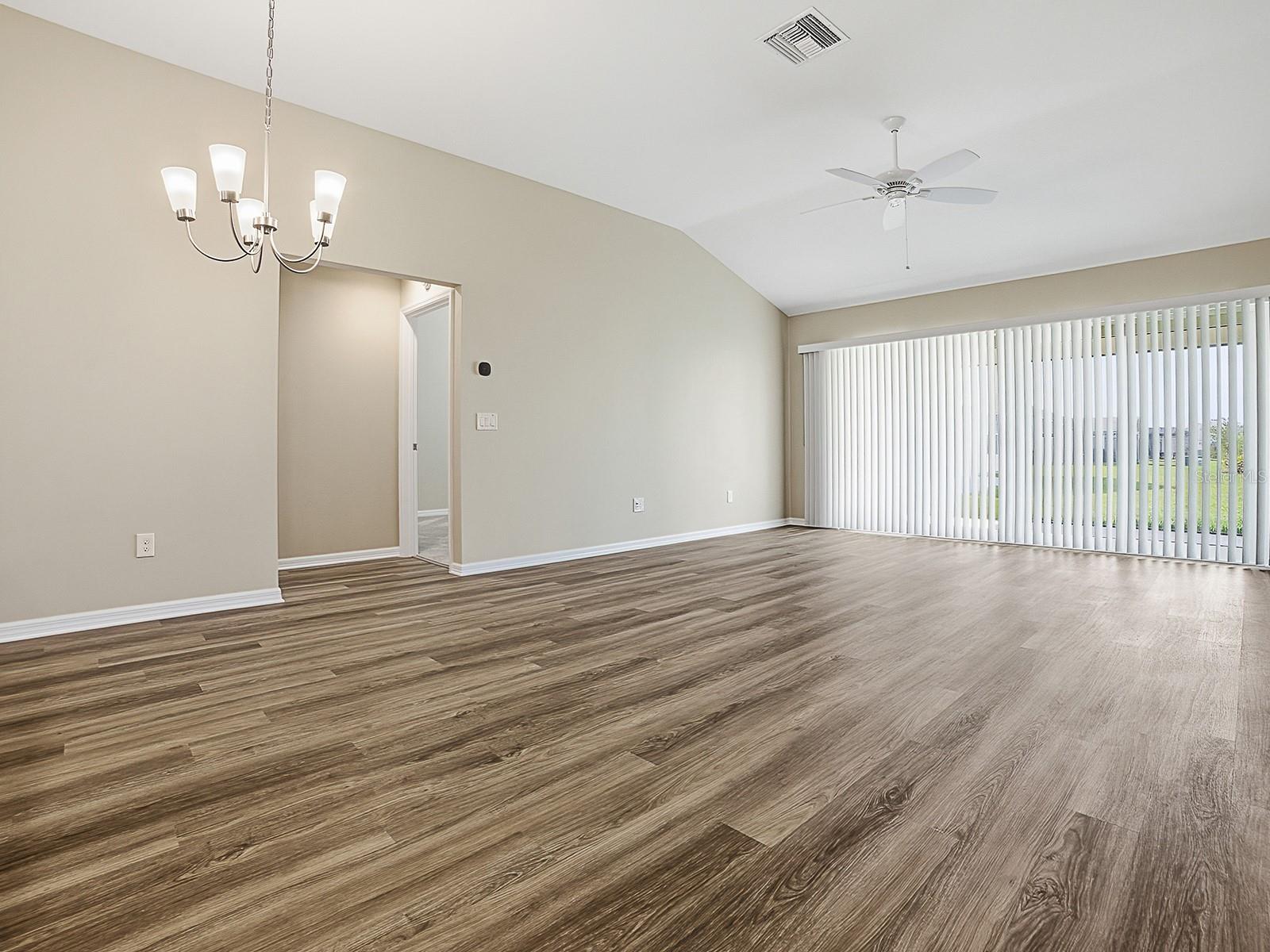 1896 Mcmurtrie Loop, FL
