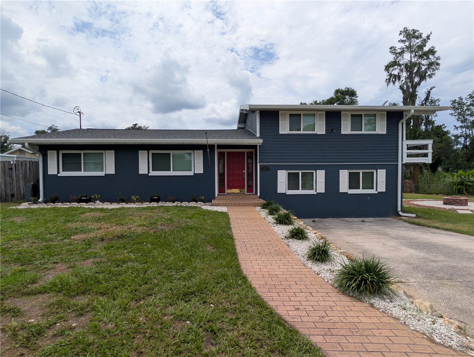 1011 Palm Drive, FL