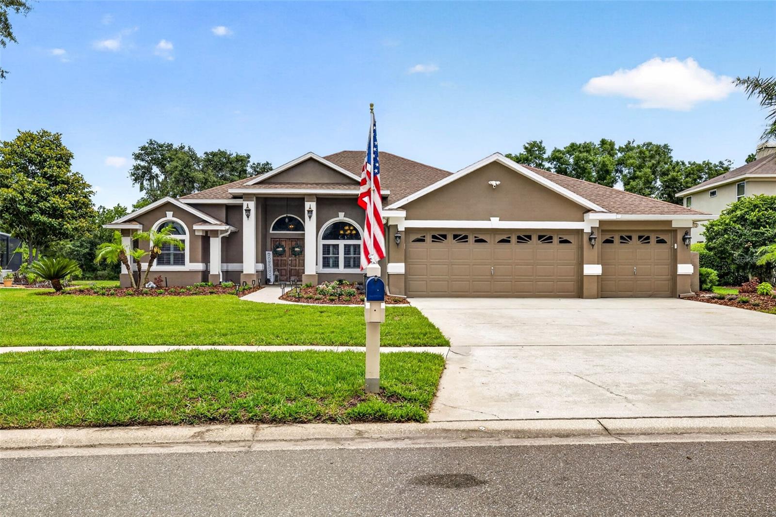 3904 Nine Drive, FL