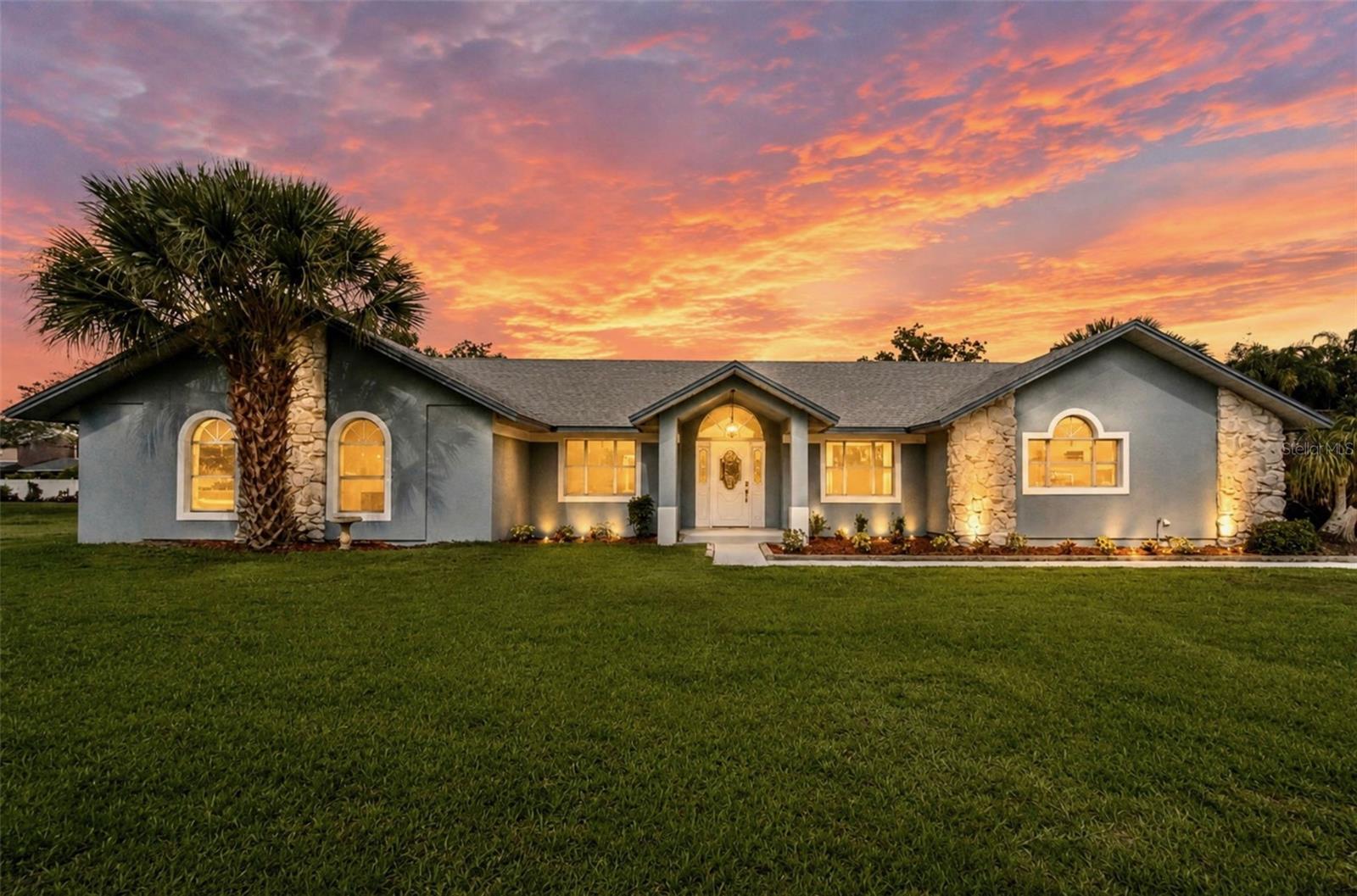 2827 Shadow Wood Court, FL