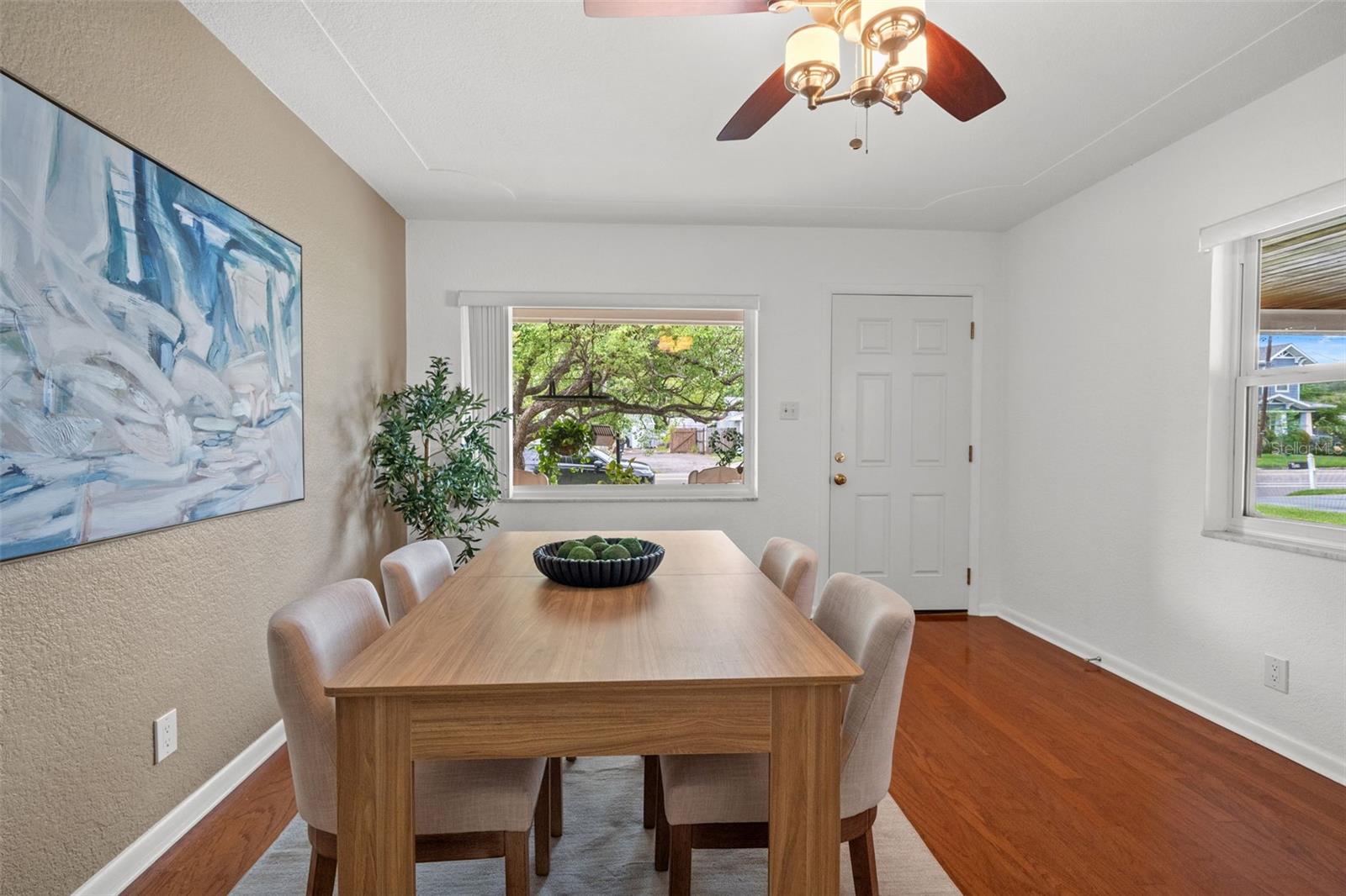 607 Lincoln Avenue, FL