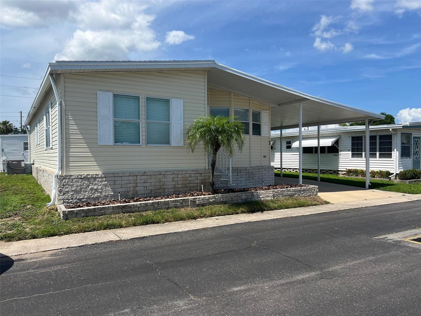 12 Thatch Palm Street, FL