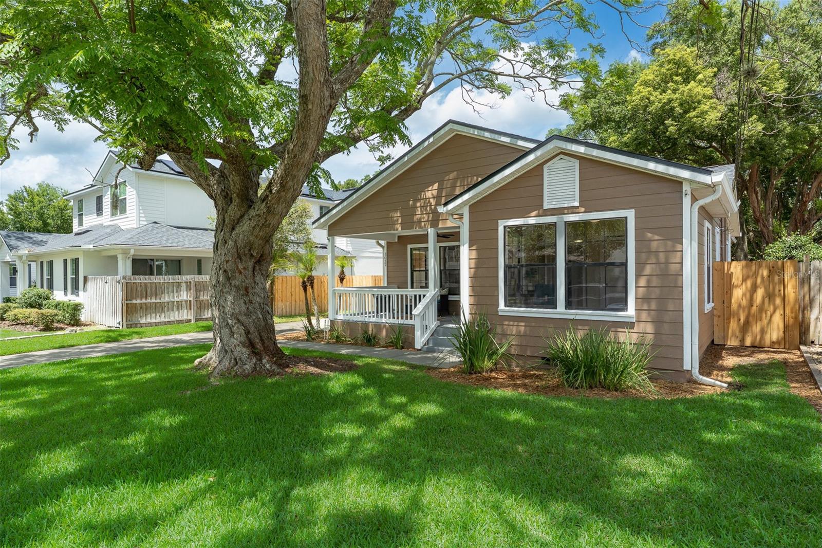 1037 Shine Avenue, FL