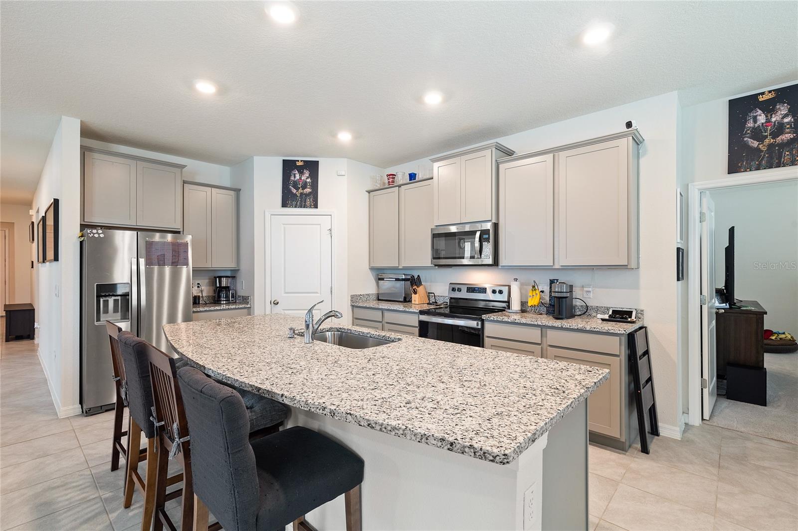 12401 Shining Willow Street, FL