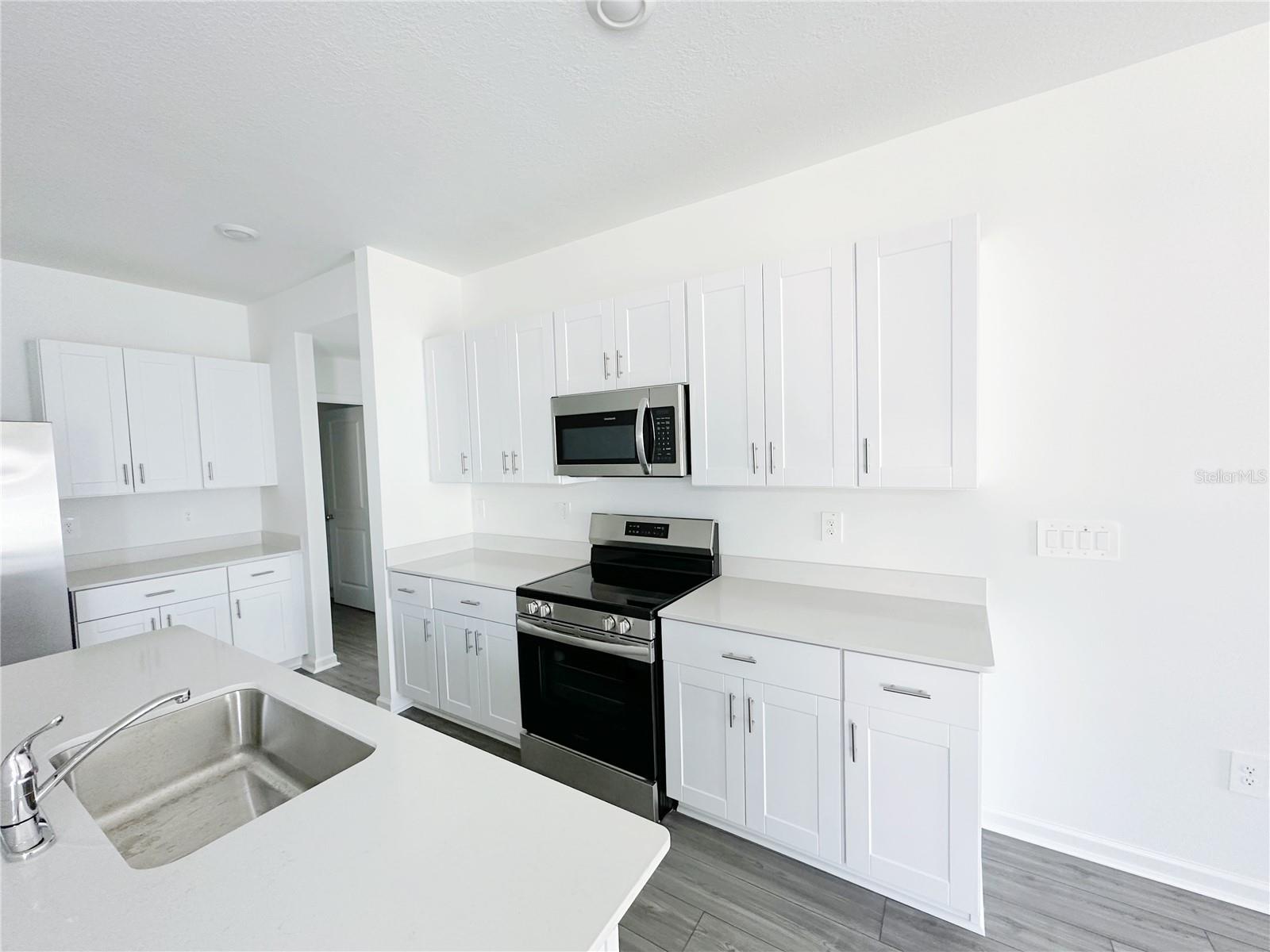 8414 41 Circle, FL