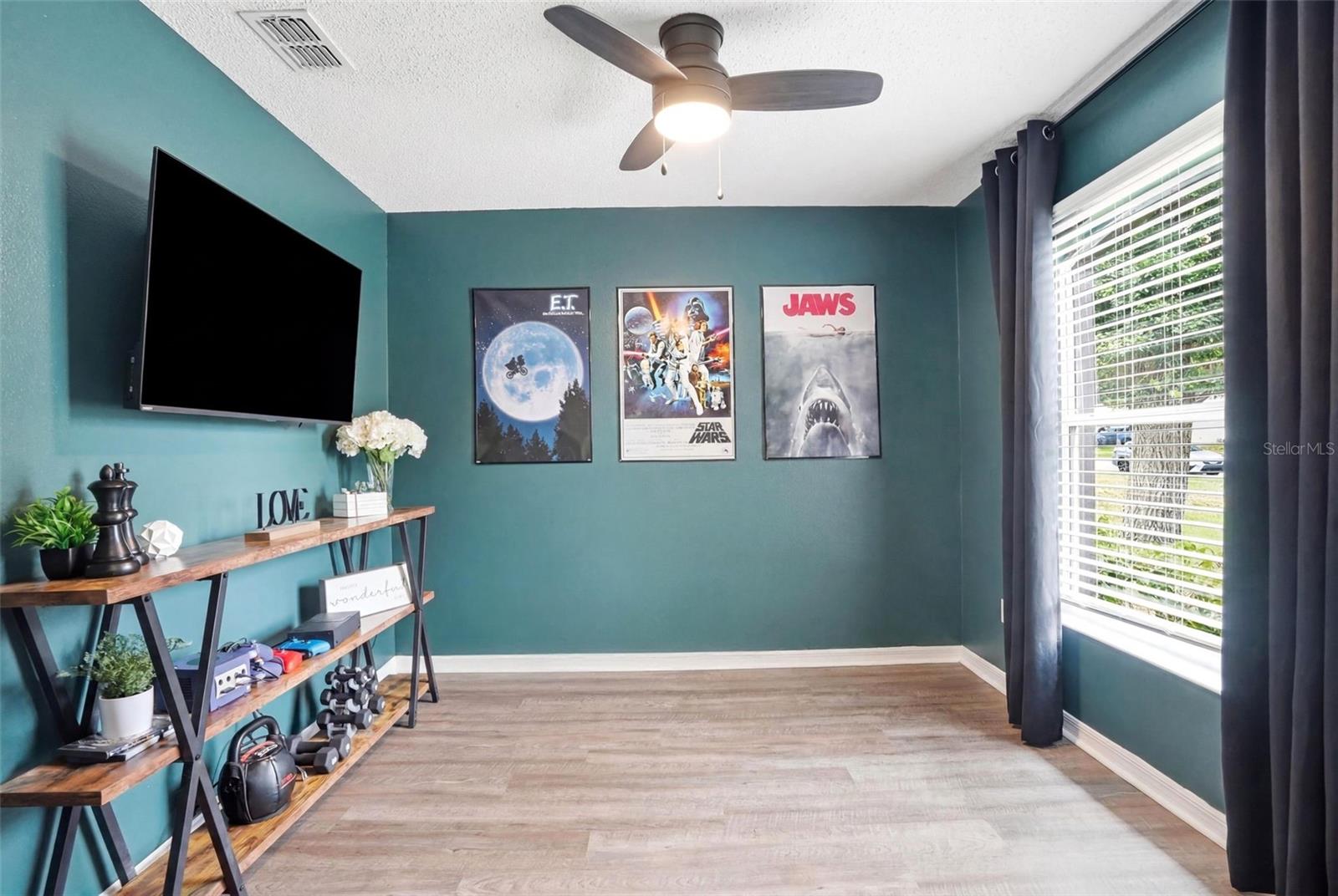 1917 Southern Oak Loop, FL