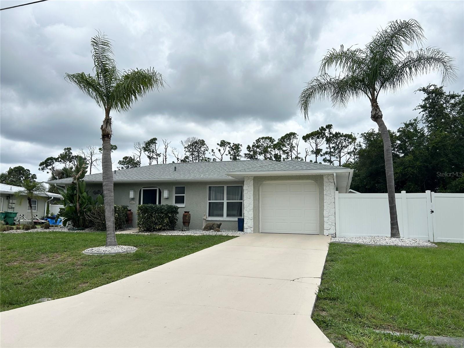 2477 Cannolot Boulevard, FL