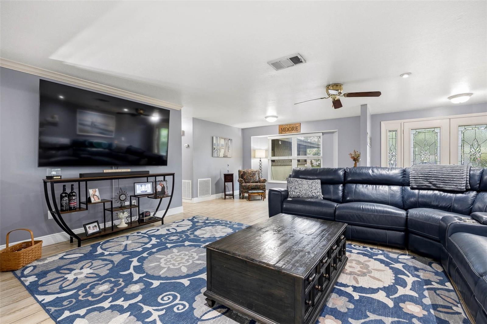 1430 Sutton Place Dr, FL