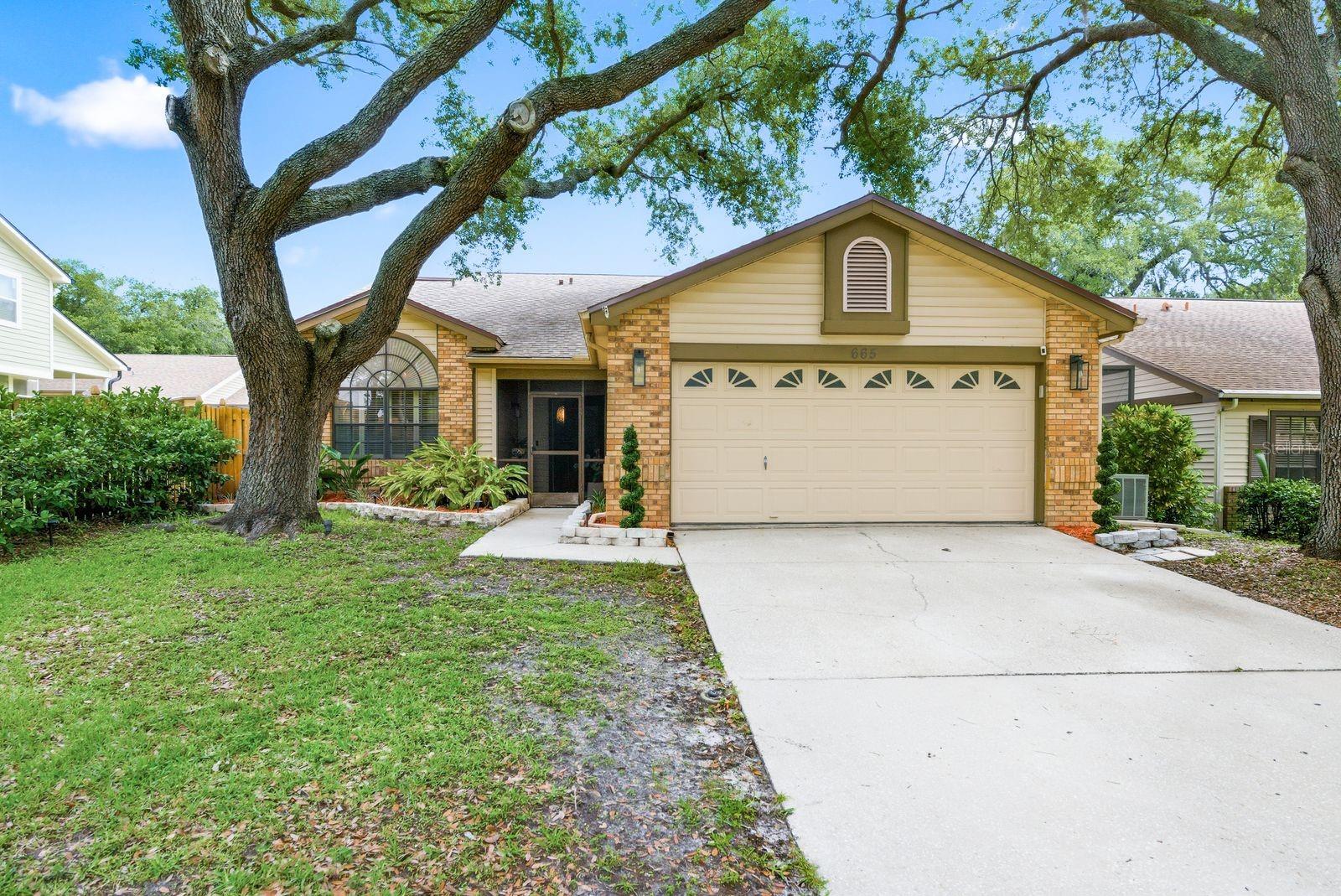 665 Deer Run, FL