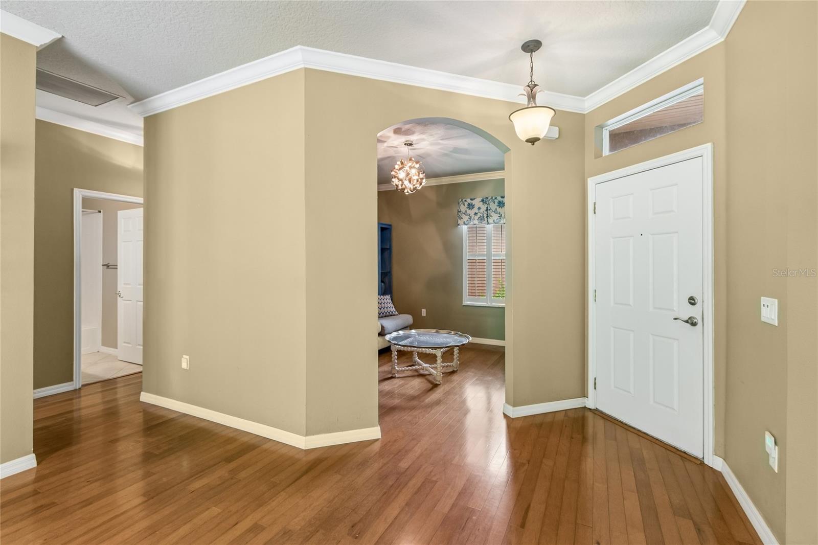 136 Sorrento Rd, FL