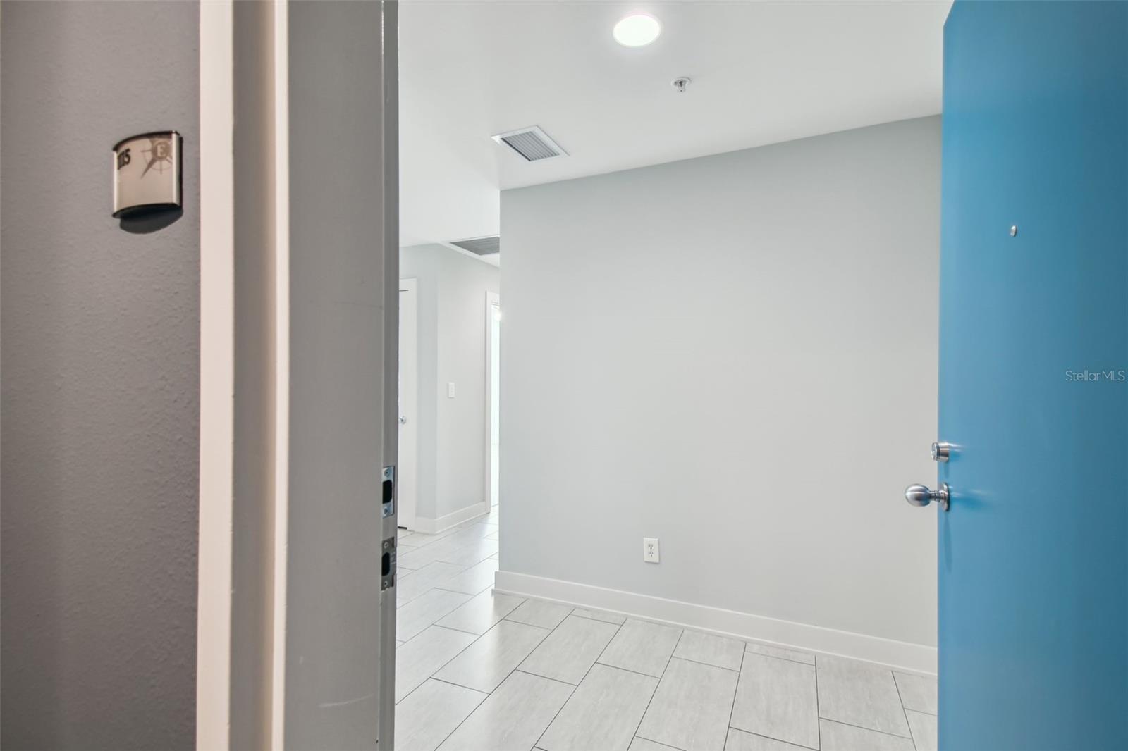 1208 Kennedy Boulevard, FL