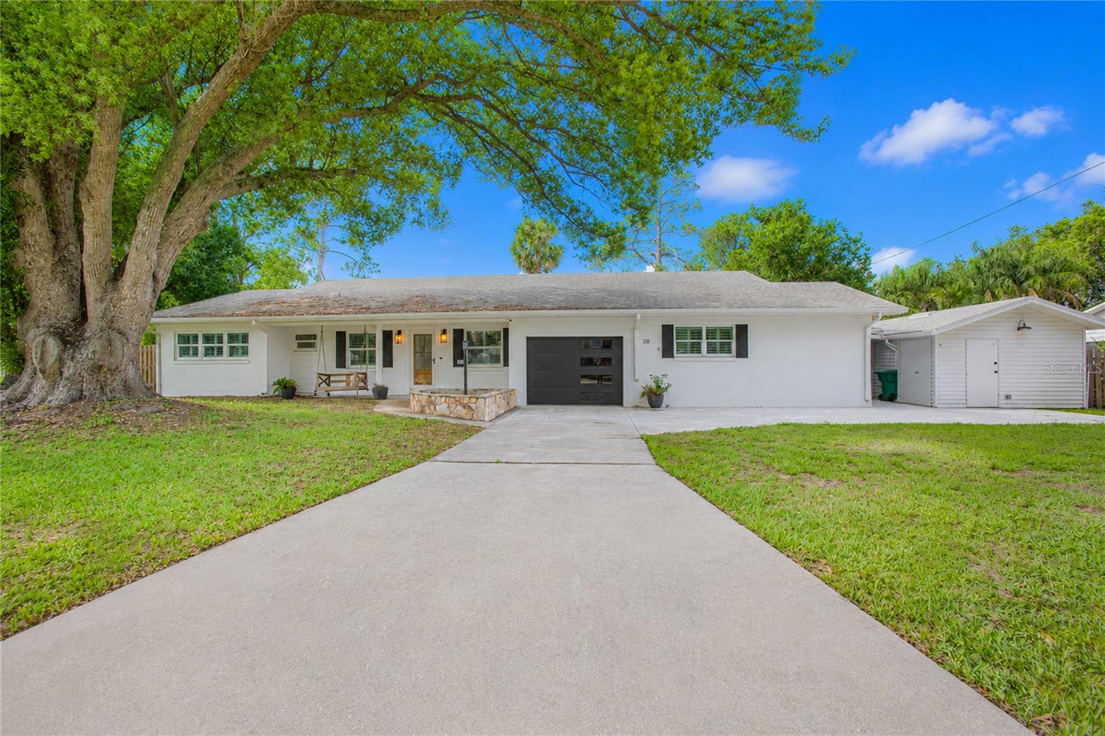 20 Division Street, FL