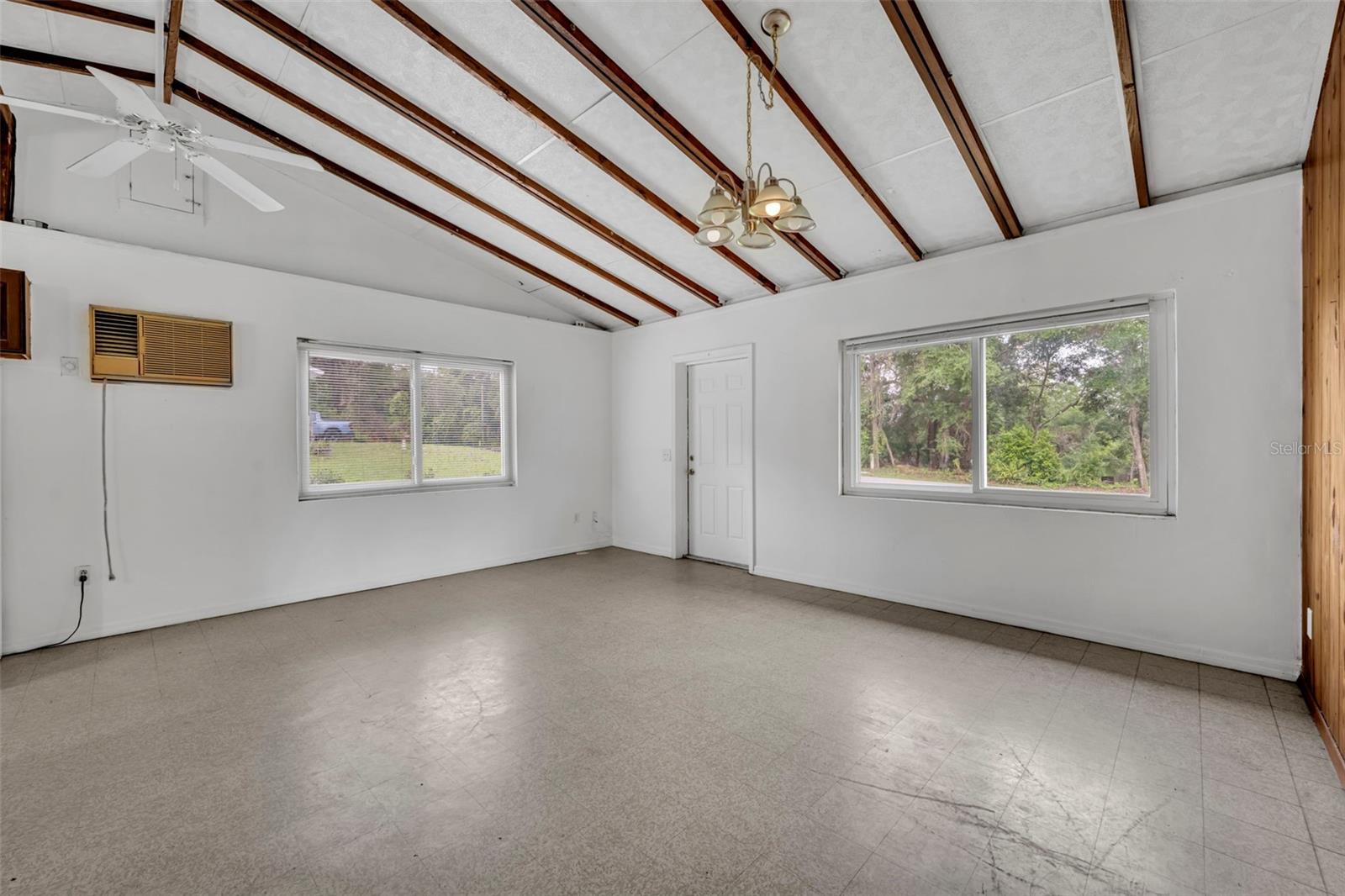 645 Park Avenue, FL