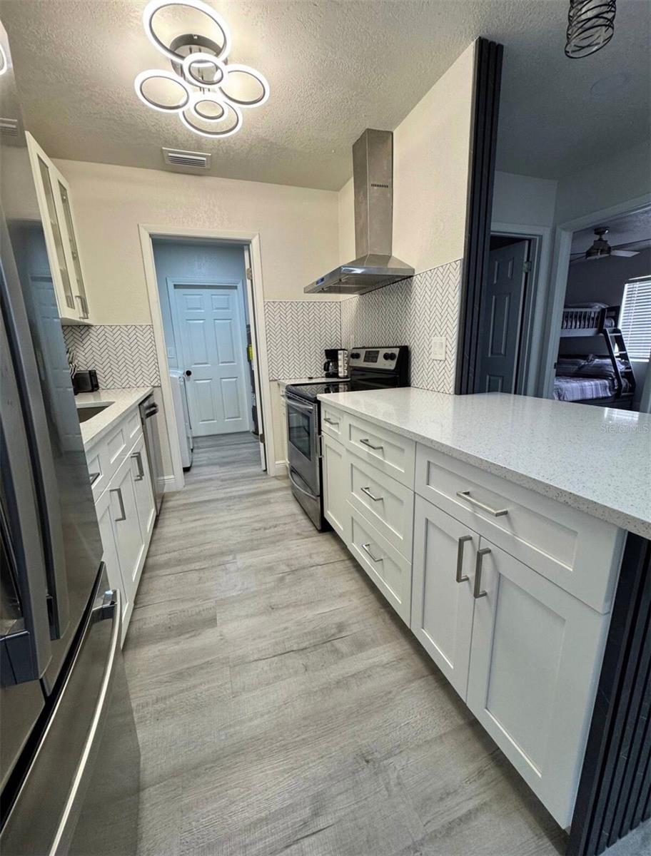 5120 Landover Boulevard, FL