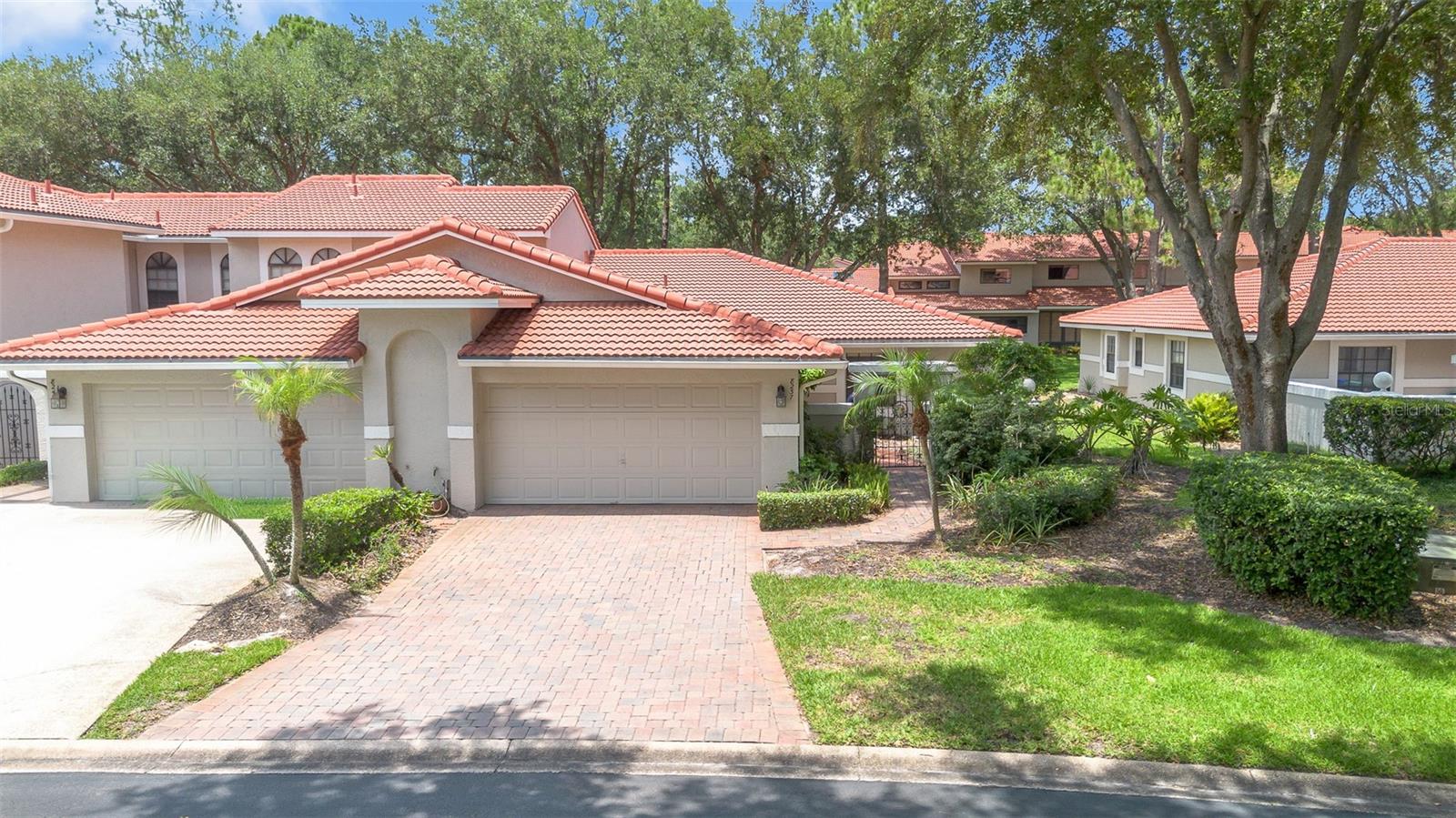 8237 Breeze Cove Lane, FL