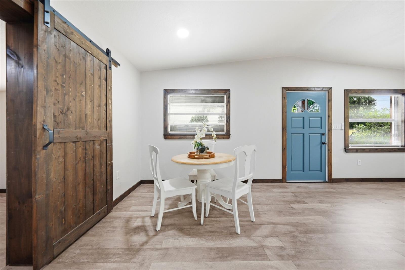 906 Sabrina Drive, FL
