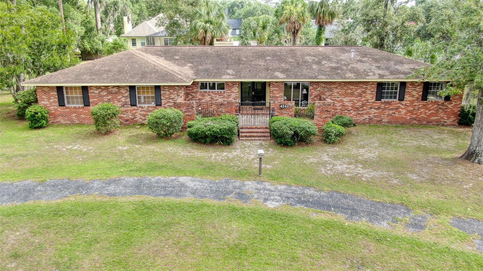 4243 8th Street, FL