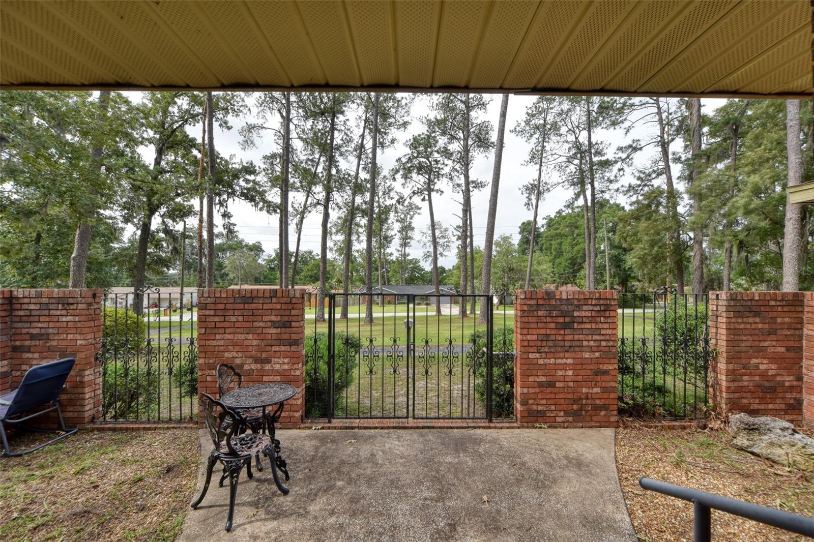 4243 8th Street, FL