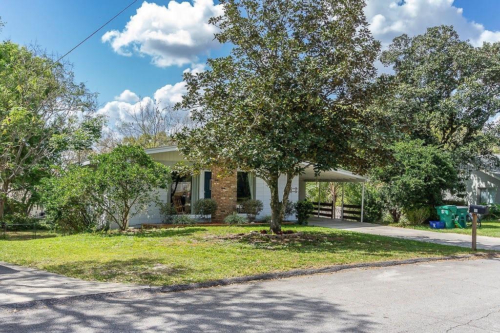 11 University Circle, FL