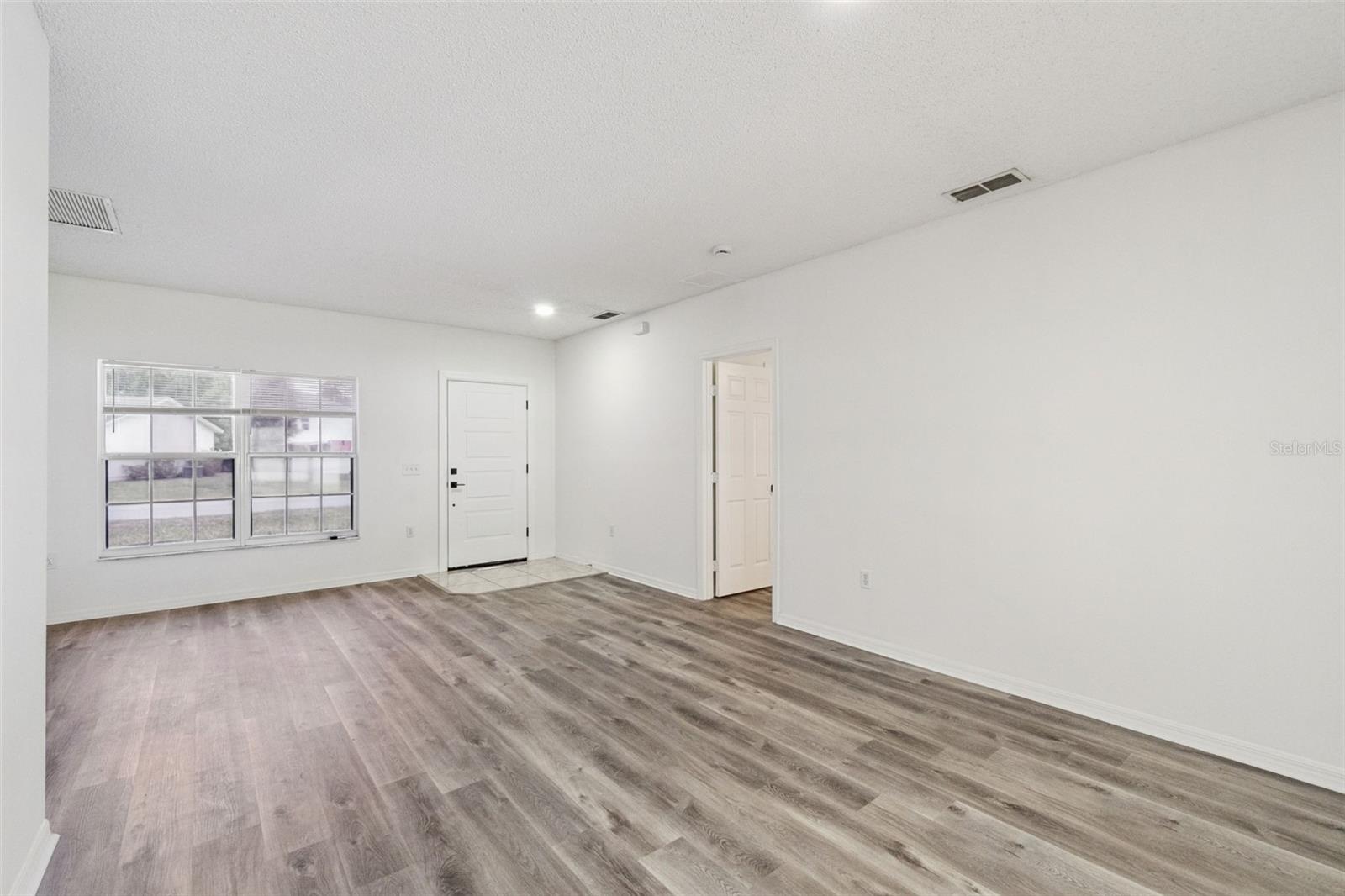 931 Van Loon Court, FL