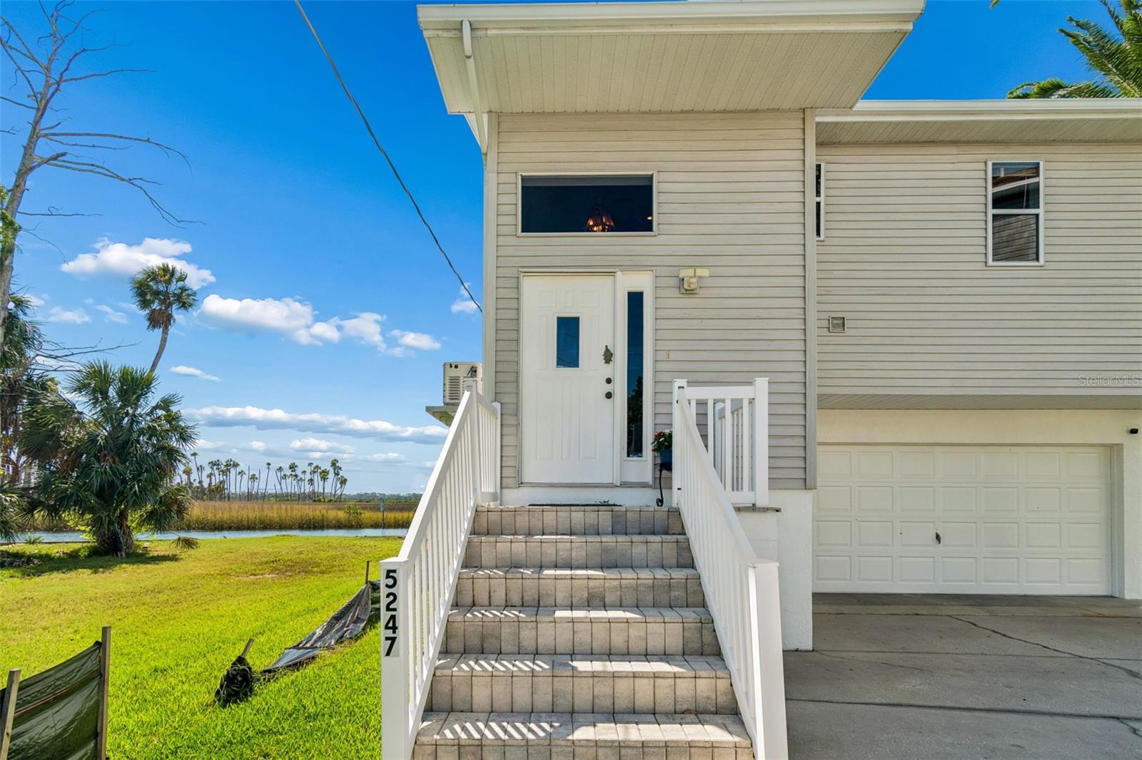 5247 Tropical Point, FL
