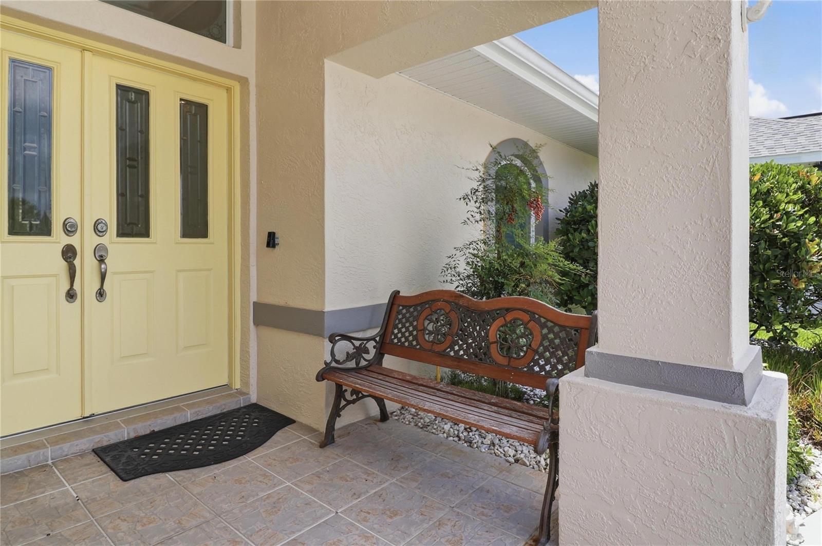 13 College Court, FL