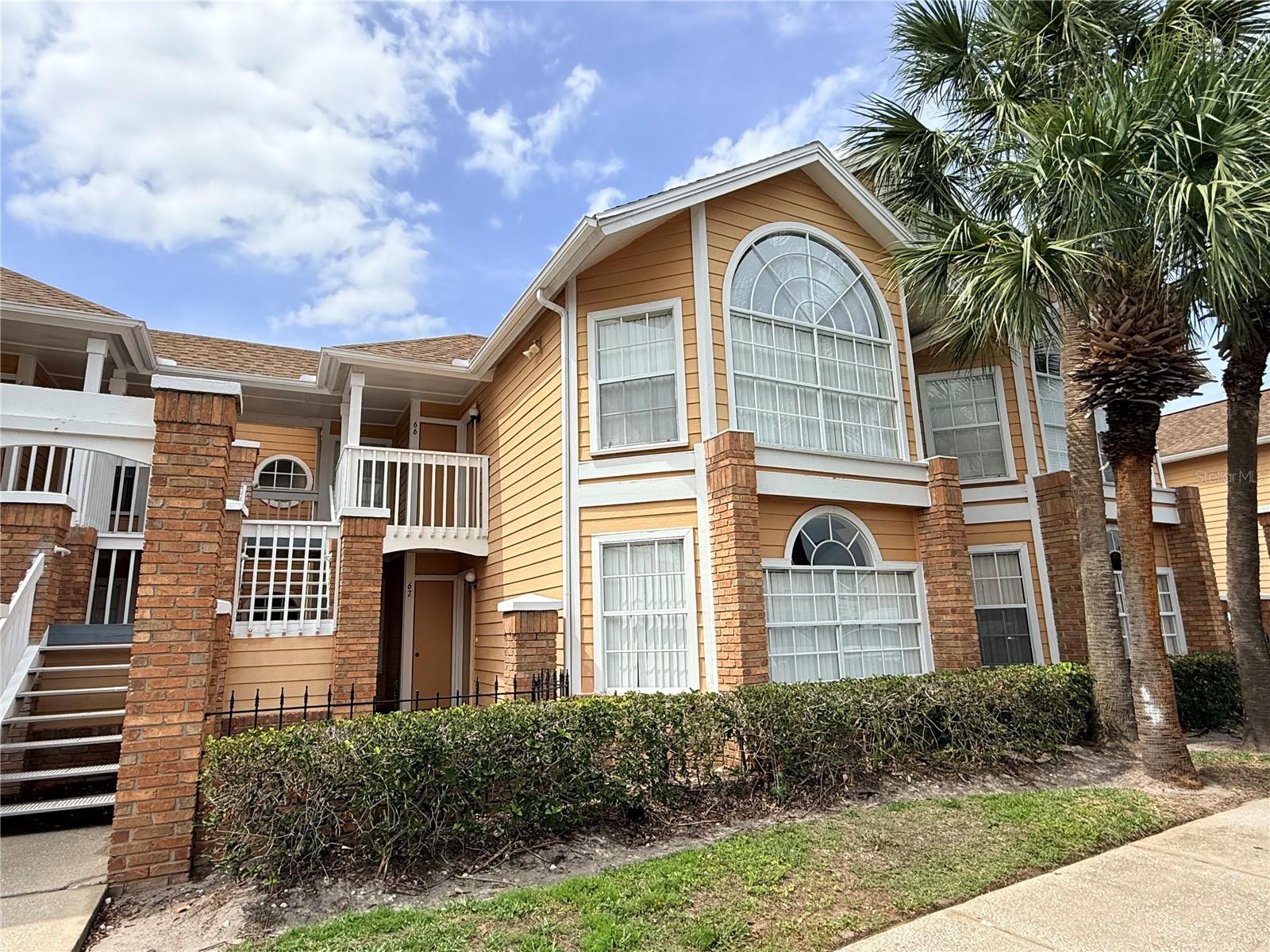 2490 Sweetwater Club Circle, FL