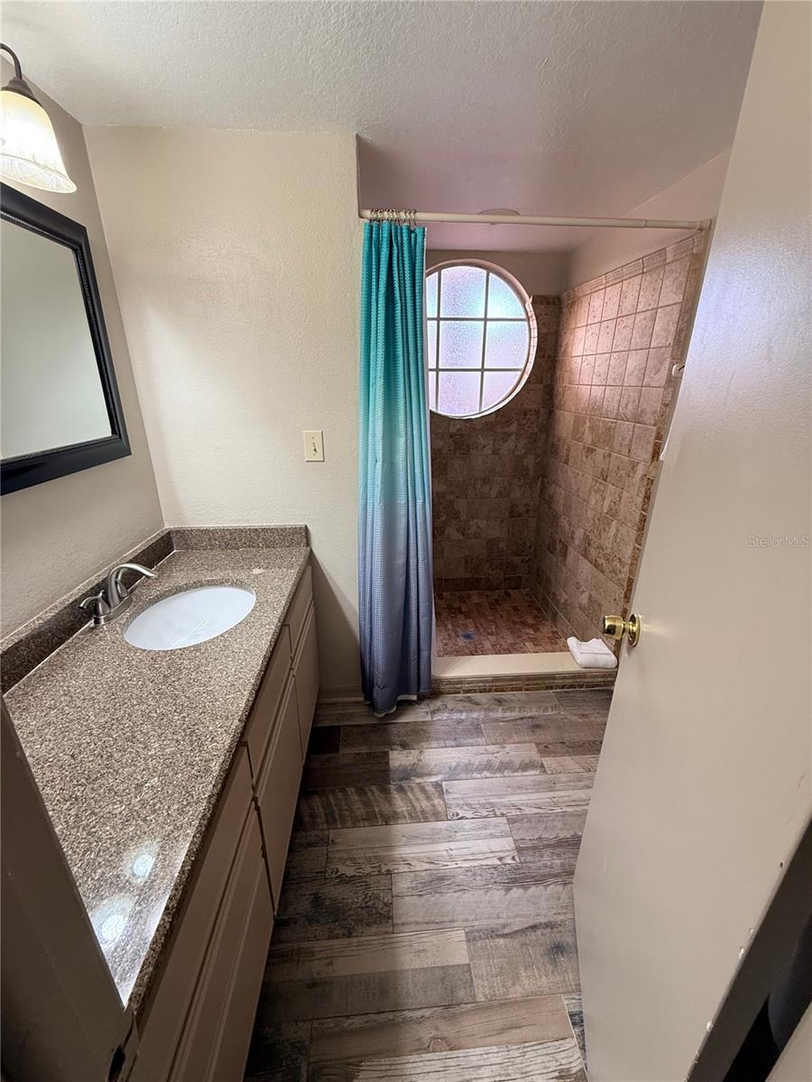 2490 Sweetwater Club Circle, FL