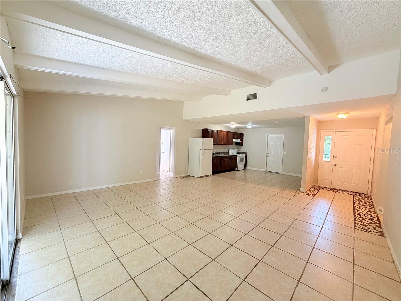 336 Montgomery Court, FL