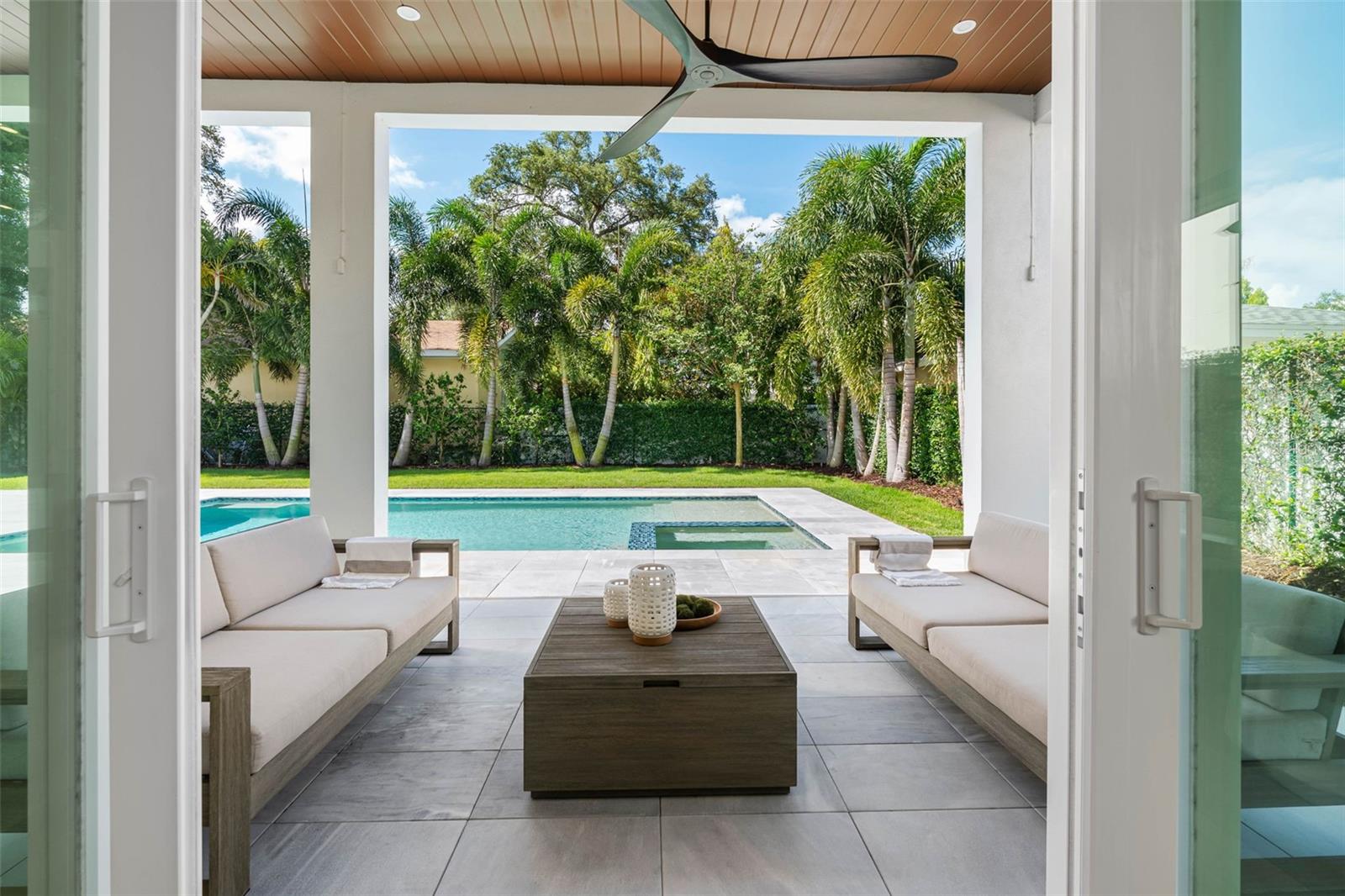 3208 Lawn Avenue, FL