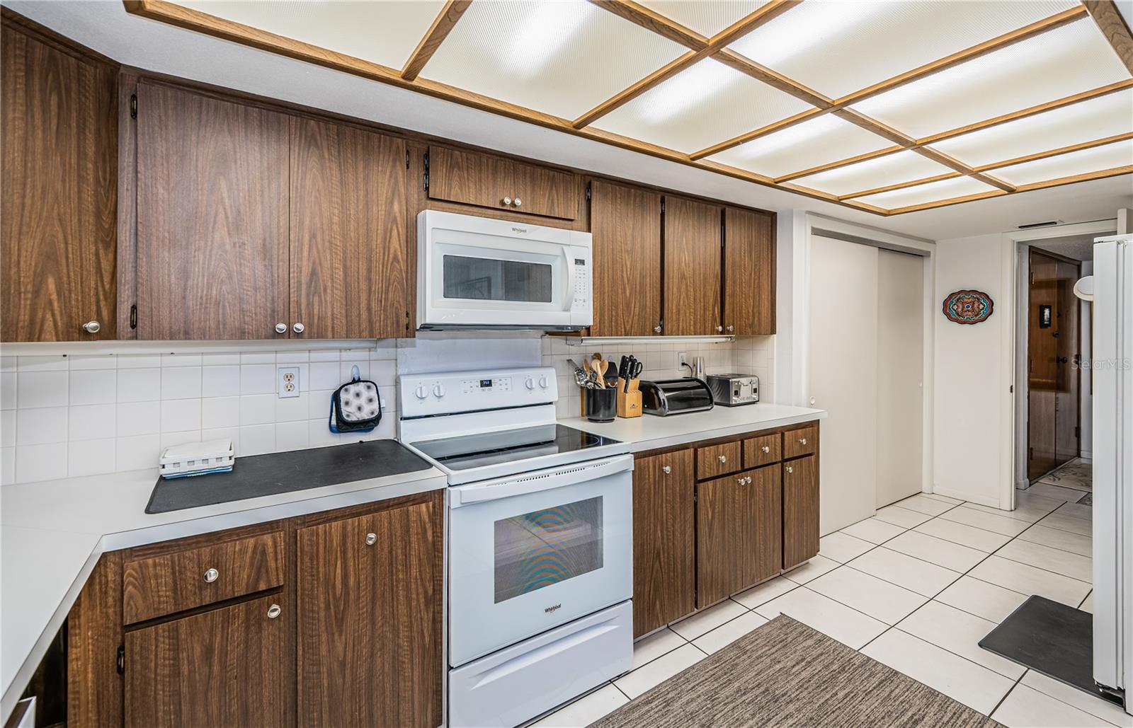 3021 Countryside Boulevard, FL