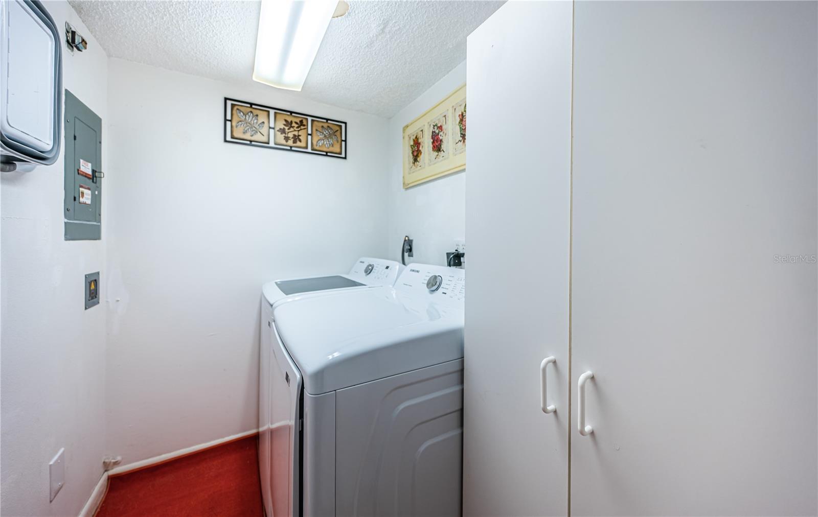 3021 Countryside Boulevard, FL