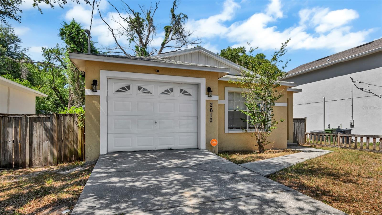2610 Lake Avenue, FL
