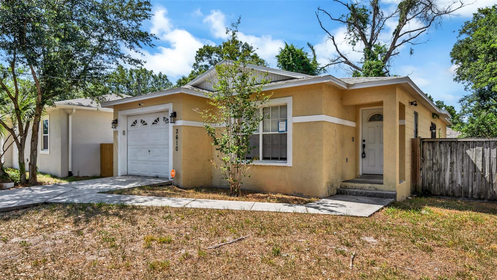 2610 Lake Avenue, FL