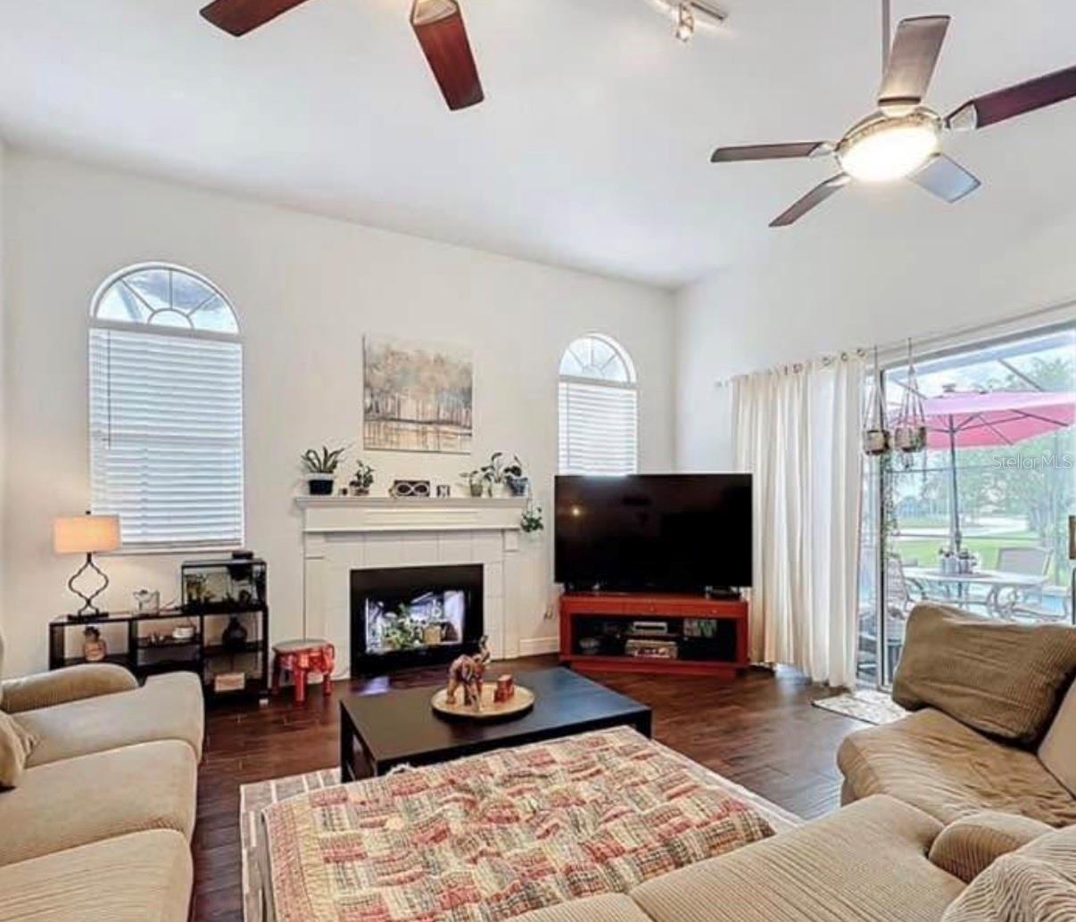 4552 Lake Calabay Drive, FL