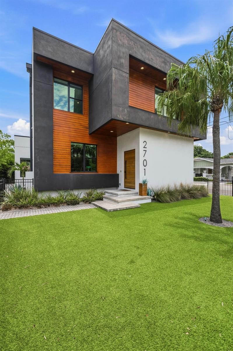 2701 Poplar Avenue, FL