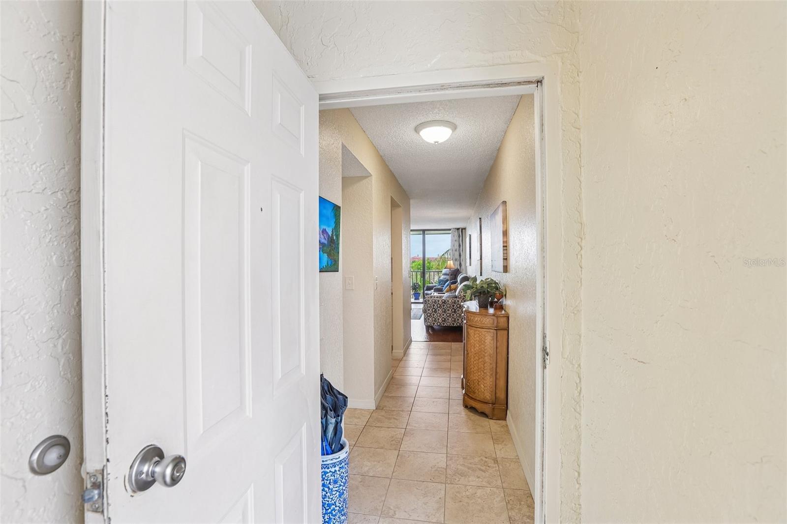 1000 Cove Cay Drive, FL