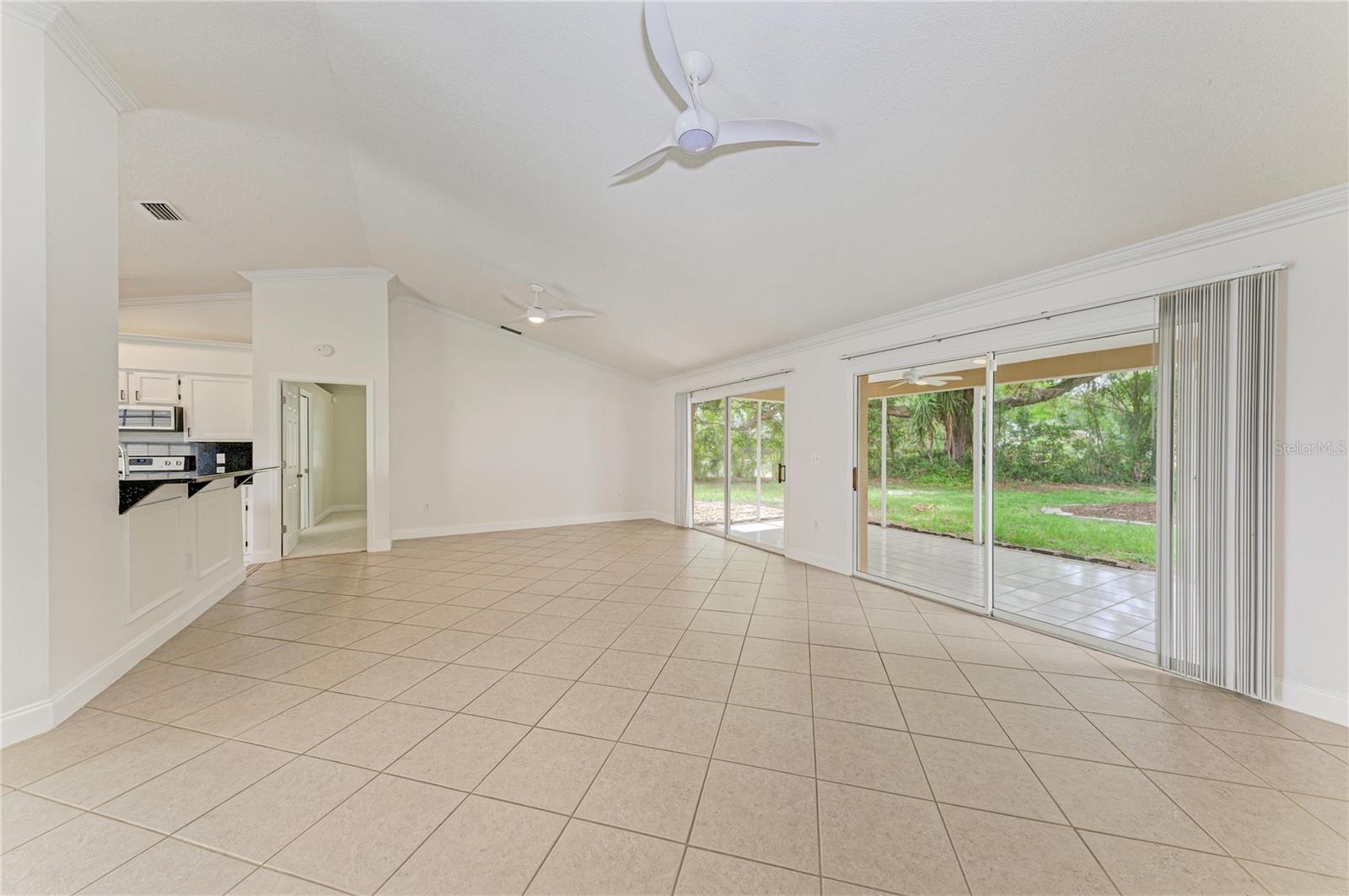 6101 55th Avenue Circle, FL