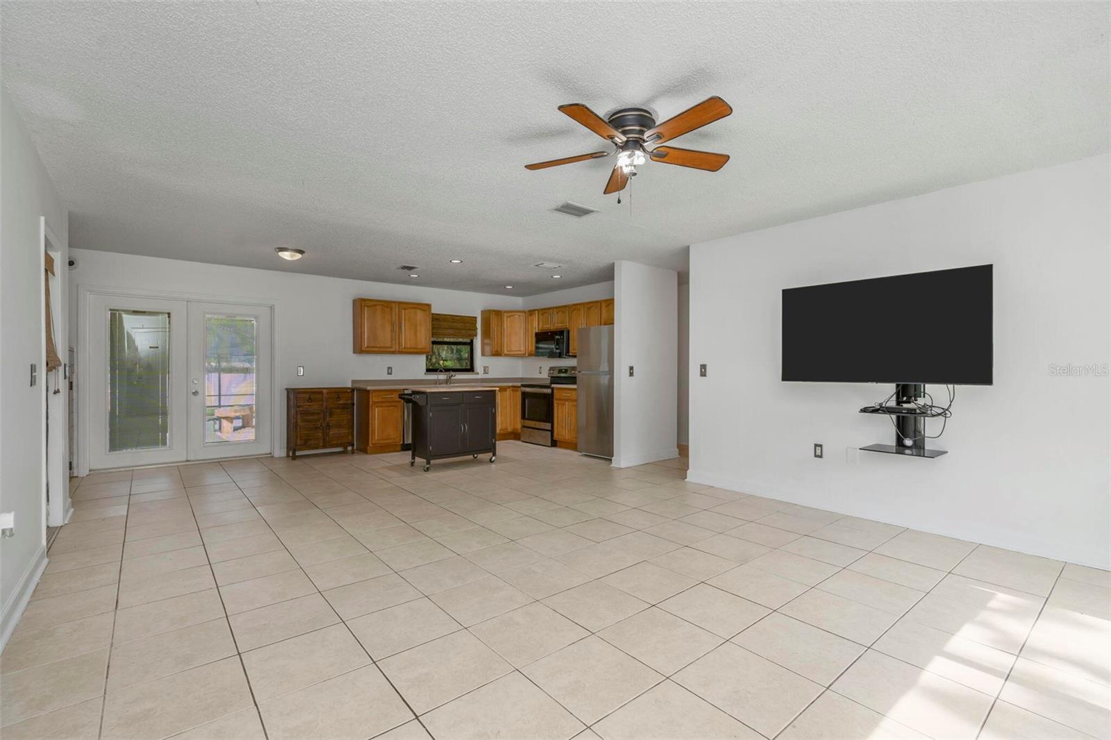 8732 Overlook Drive, FL