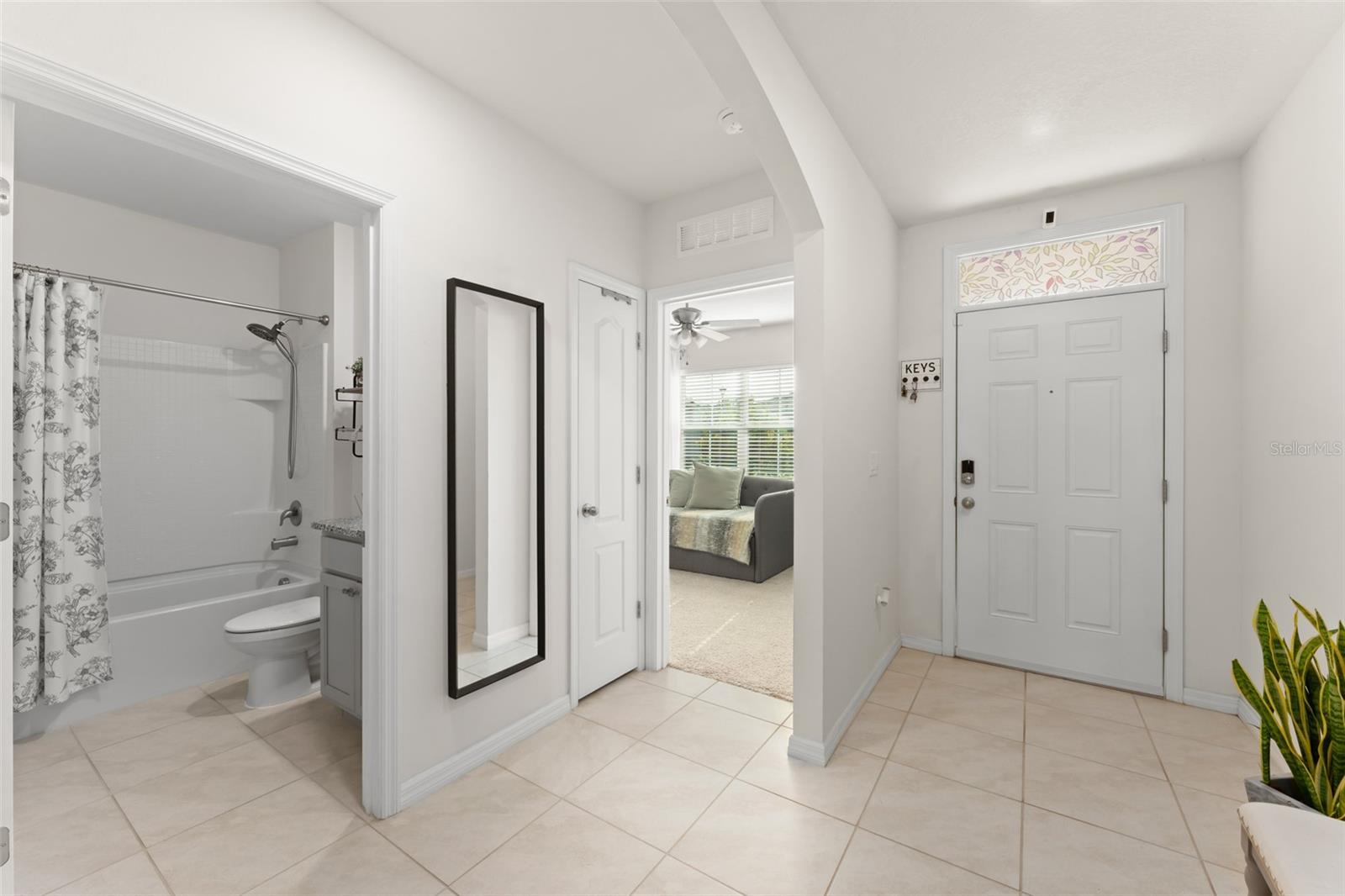 2016 White Pelican Terrace, FL